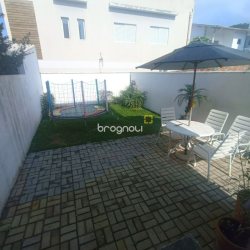 Casa com 95m², 2 garagens, no bairro Ingleses do Rio Vermelho em Florianópolis