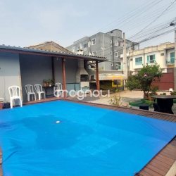 Casa com 104m², 3 quartos, 3 garagens, no bairro Ingleses em Florianópolis