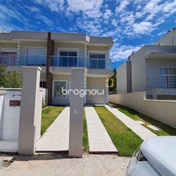 Casa com 181m², 4 quartos (sendo 4 suítes), 2 garagens, no bairro Ingleses em Florianópolis