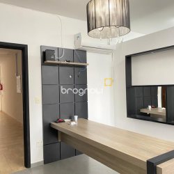 Sala com 34m², no bairro Ingleses em Florianópolis