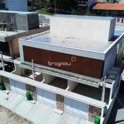 Casa com 143m², 3 quartos (sendo 1 suíte), 2 garagens, no bairro Ingleses em Florianópolis