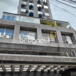 Sala com 47m², no bairro Centro em Florianópolis