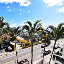 Apartamento com 143m², 4 quartos (sendo 1 suíte), 3 garagens, no bairro Balneário em Florianópolis