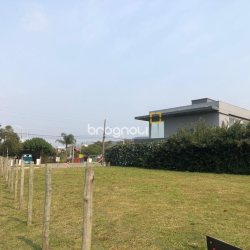 Terreno com 533m², no bairro Campeche em Florianópolis