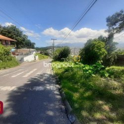 Terreno com 396m², no bairro Forquilhas em São José