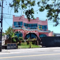 Apartamento com 490m², 6 quartos (sendo 1 suíte), 4 garagens, no bairro Campeche em Florianópolis