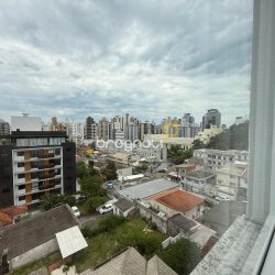 Apartamento com 48m², 1 quarto (sendo 1 suíte), 1 garagem, no bairro Centro em Florianópolis