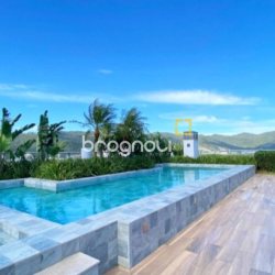 Apartamento com 105m², 2 quartos (sendo 1 suíte), 1 garagem, no bairro Cacupé em Florianópolis