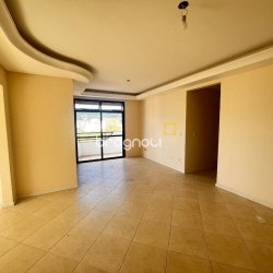 Cobertura com 170m², 3 quartos (sendo 1 suíte), 2 garagens, no bairro Carvoeira em Florianópolis