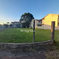 Terreno com 1606m², no bairro Cachoeira do Bom Jesus em Florianópolis