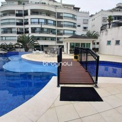 Apartamento com 106m², 2 quartos (sendo 2 suítes), 1 garagem, no bairro Coqueiros em Florianópolis