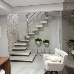 Apartamento com 173m², 2 quartos (sendo 2 suítes), 2 garagens, no bairro Campinas em São José