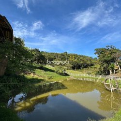 Sítio com 200m², no bairro Potecas em São José