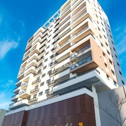 Apartamento com 68m², 2 quartos (sendo 1 suíte), 1 garagem, no bairro Kobrasol em São José