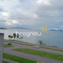 Apartamento com 128m², 3 quartos (sendo 1 suíte), 1 garagem, no bairro Estreito em Florianópolis