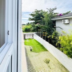Casa com 123m², 3 quartos (sendo 1 suíte), 1 garagem, no bairro Campeche em Florianópolis
