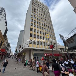 Sala com 25m², no bairro Centro em Florianópolis