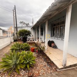 Casa com 115m², 3 quartos, 1 garagem, no bairro Saco dos Limões em Florianópolis