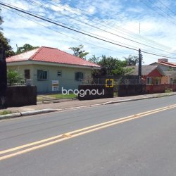 Casa com 125m², 3 quartos, 5 garagens, no bairro Tapera da Base em Florianópolis