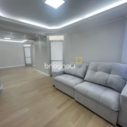 Apartamento com 150m², 3 quartos (sendo 1 suíte), 2 garagens, no bairro Centro em Florianópolis