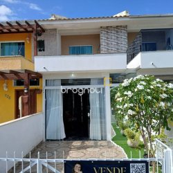 Casa com 91m², 2 quartos (sendo 2 suítes), 2 garagens, no bairro Ingleses em Florianópolis