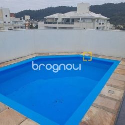 Cobertura com 198m², 4 quartos (sendo 2 suítes), 2 garagens, no bairro Ingleses em Florianópolis