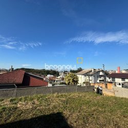 Terreno com 360m², no bairro Real Parque em São José