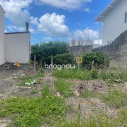 Terreno com 412m², no bairro Capoeiras em Florianópolis