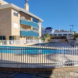 Cobertura com 272m², 4 quartos (sendo 3 suítes), 3 garagens, no bairro Ingleses em Florianópolis