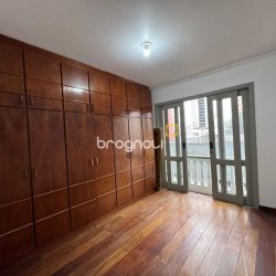 Apartamento com 60m², 2 quartos, no bairro Centro em Florianópolis
