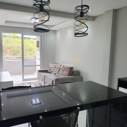 Apartamento com 63m², 2 quartos, 1 garagem, no bairro Serraria em São José