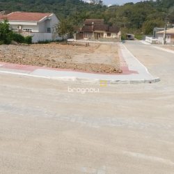 Terreno com 360m², no bairro Potecas em São José