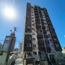 Apartamento com 91m², 3 quartos (sendo 1 suíte), 1 garagem, no bairro Campinas em São José
