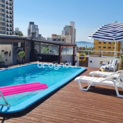 Cobertura com 132m², 5 quartos (sendo 1 suíte), 1 garagem, no bairro Estreito em Florianópolis