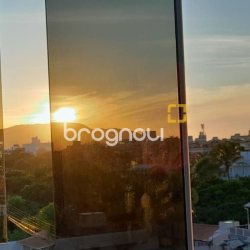 Apartamento com 81m², 2 quartos (sendo 1 suíte), 2 garagens, no bairro Ingleses do Rio Vermelho em Florianópolis