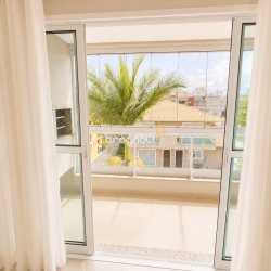 Apartamento com 122m², 3 quartos (sendo 1 suíte), 1 garagem, no bairro Ingleses em Florianópolis