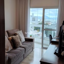 Apartamento com 99m², 3 quartos (sendo 1 suíte), 1 garagem, no bairro Coqueiros em Florianópolis