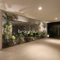 Casa de Condomínio com 297m², 4 quartos (sendo 4 suítes), 6 garagens, no bairro Rio Vermelho em Florianópolis
