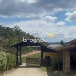 Sítio com 11511m², no bairro Invernadinha em Rancho Queimado