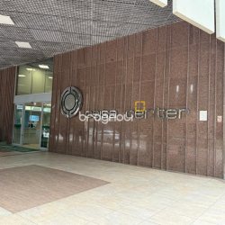 Sala com 40m², no bairro Centro em Florianópolis