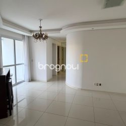 Apartamento com 123m², 2 quartos (sendo 1 suíte), 1 garagem, no bairro Estreito em Florianópolis