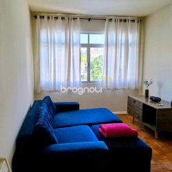 Apartamento com 57m², 2 quartos, 1 garagem, no bairro Coqueiros em Florianópolis