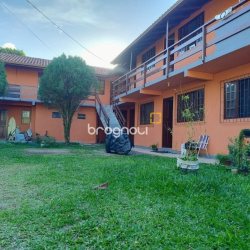 Apartamento com 330m², 8 quartos, 8 garagens, no bairro Campeche em Florianópolis