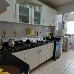 Apartamento com 86m², 3 quartos (sendo 1 suíte), 1 garagem, no bairro Florianopolis em Florianópolis