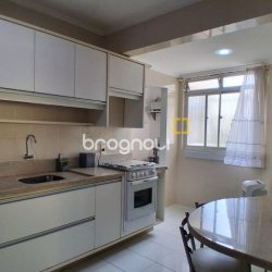 Apartamento com 96m², 3 quartos (sendo 1 suíte), 1 garagem, no bairro Trindade em Florianópolis