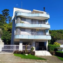 Apartamento com 99m², 3 quartos (sendo 1 suíte), 1 garagem, no bairro Jurerê em Florianópolis