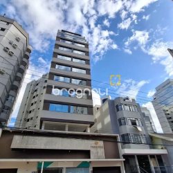 Sala com 48m², 1 garagem, no bairro Centro em Florianópolis