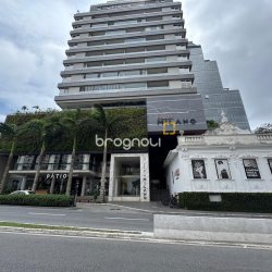 Apartamento com 61m², 1 quarto, 1 garagem, no bairro Centro em Florianópolis