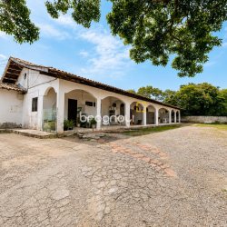 Terreno com 1360m², no bairro Ingleses em Florianópolis
