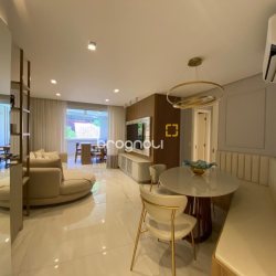 Apartamento com 90m², 4 quartos (sendo 1 suíte), 2 garagens, no bairro João Paulo em Florianópolis